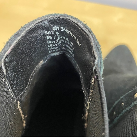 Bcbgeneration Kassidy Chelsea Black Suede Ankle Boot Size 8 - Picture 4 of 8